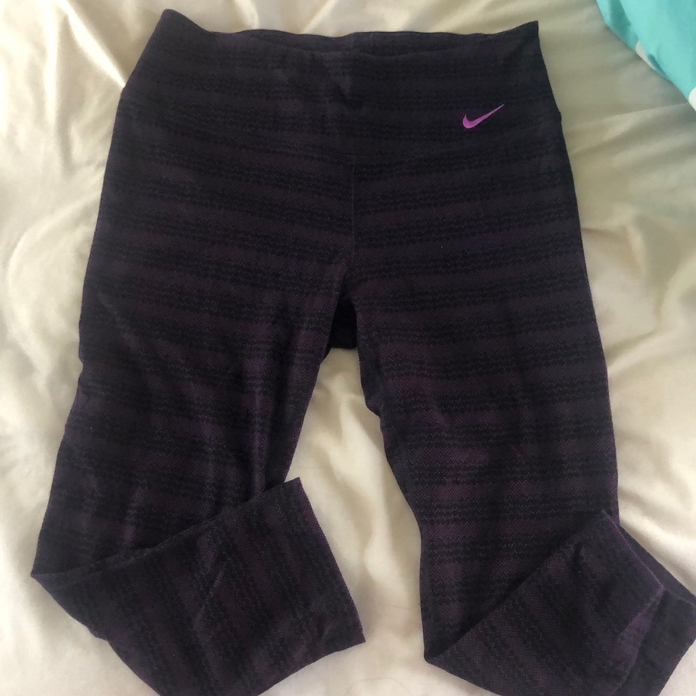 nike capri leggings